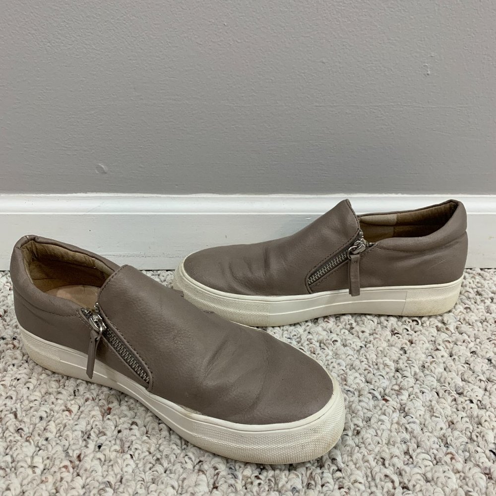 Steve madden leather slip ons